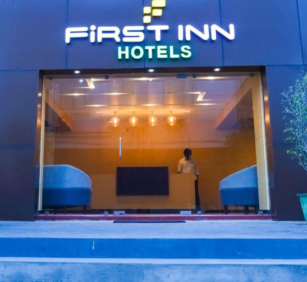 First Inn Hotels Chennai Esterno foto